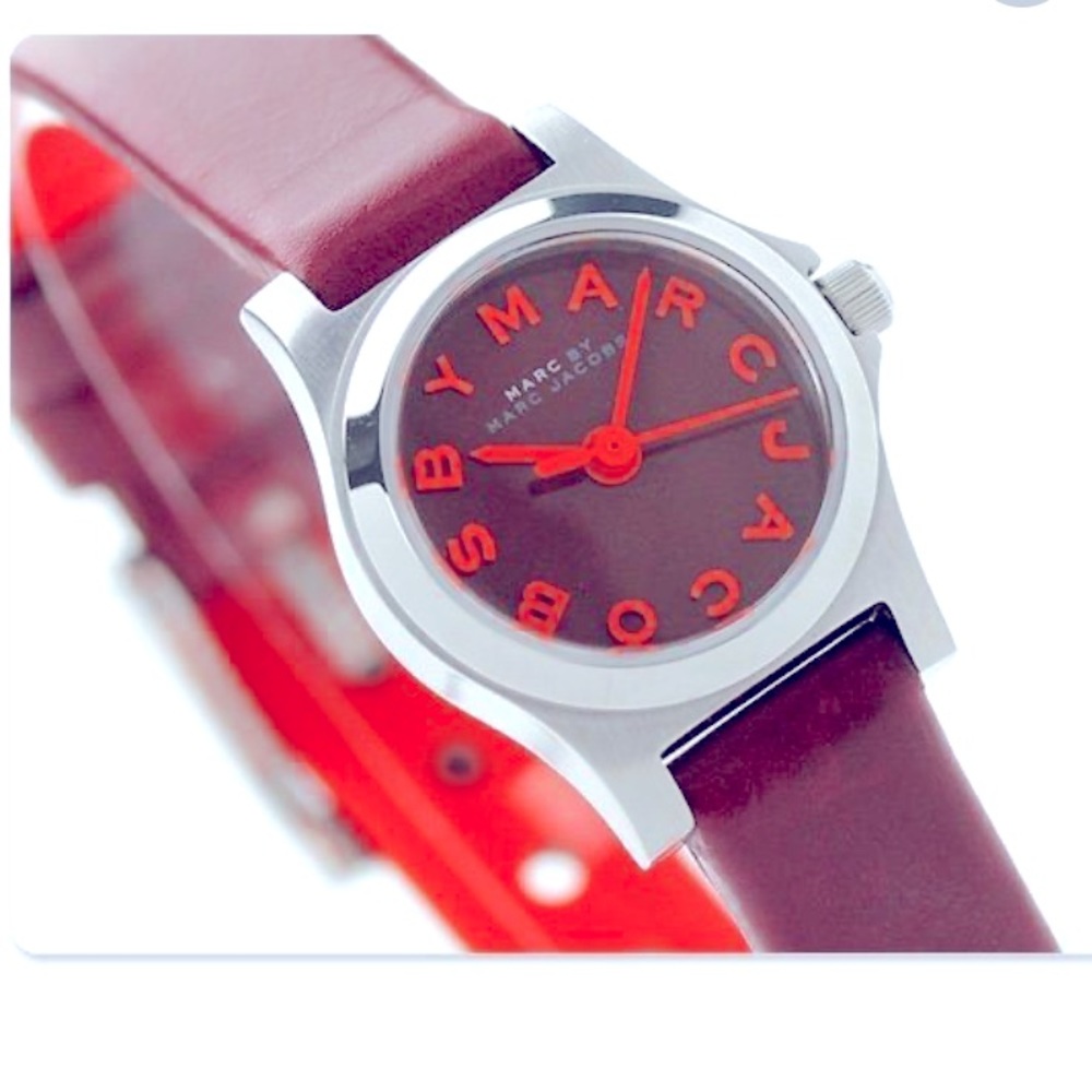 MARC JACOBS MINI WATCH